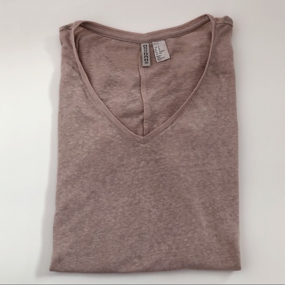 3 for $28🌼 H&M Basic Mauve pink short sleeves t-shirt - Picture 3 of 9